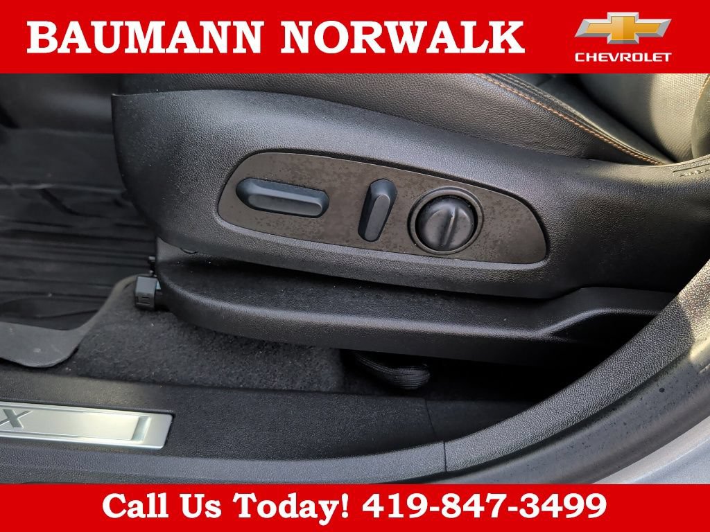 Used 2023 Chevrolet Equinox Premier FWD image 21