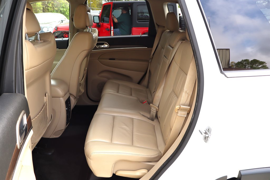 Used 2014 Jeep Grand Cherokee Limited w/ Trailer Tow Group IV AWD/4WD image 20
