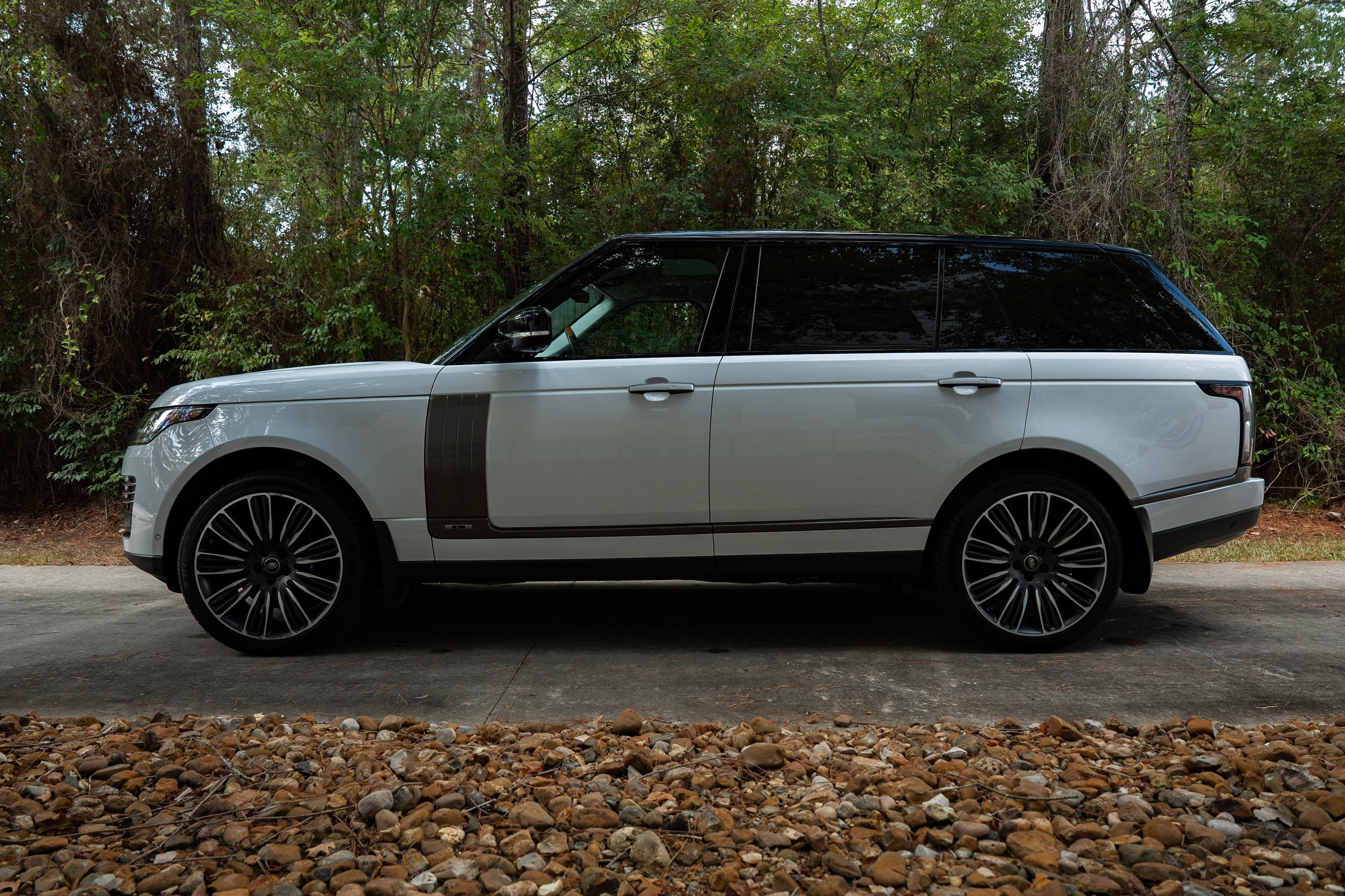 Used 2021 Land Rover Range Rover Long Wheelbase Autobiography AWD/4WD image 17