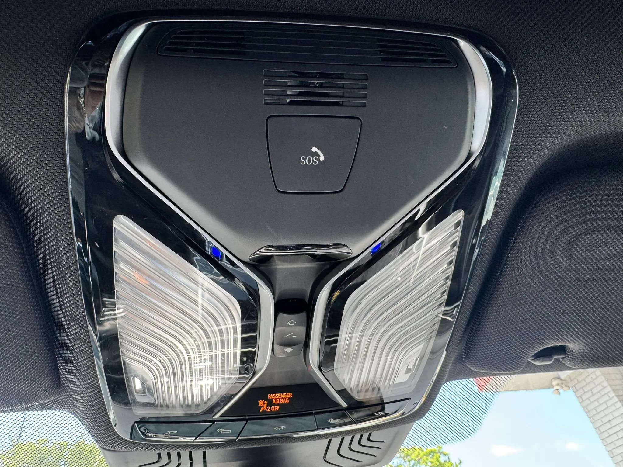Used 2019 BMW 740i w/ M Sport Package RWD image 39
