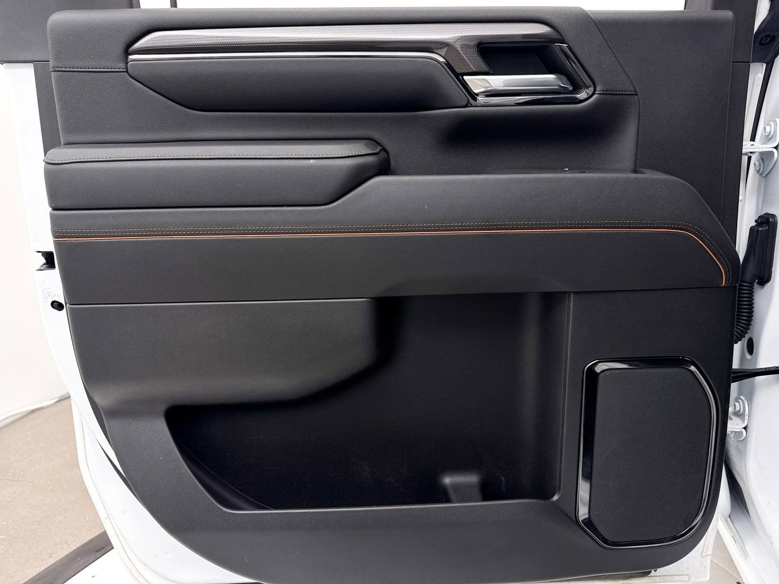 Used 2024 GMC Sierra 2500 AT4 w/ Technology Package image 44