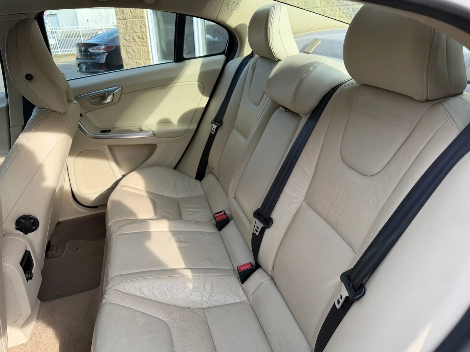 Used 2012 Volvo S60 T6 image 10