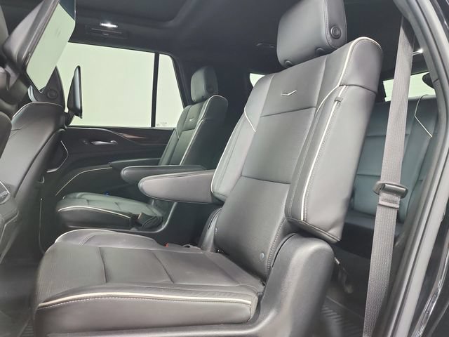Used 2023 Cadillac Escalade Premium Luxury w/ LPO, Radiant Package AWD/4WD image 11
