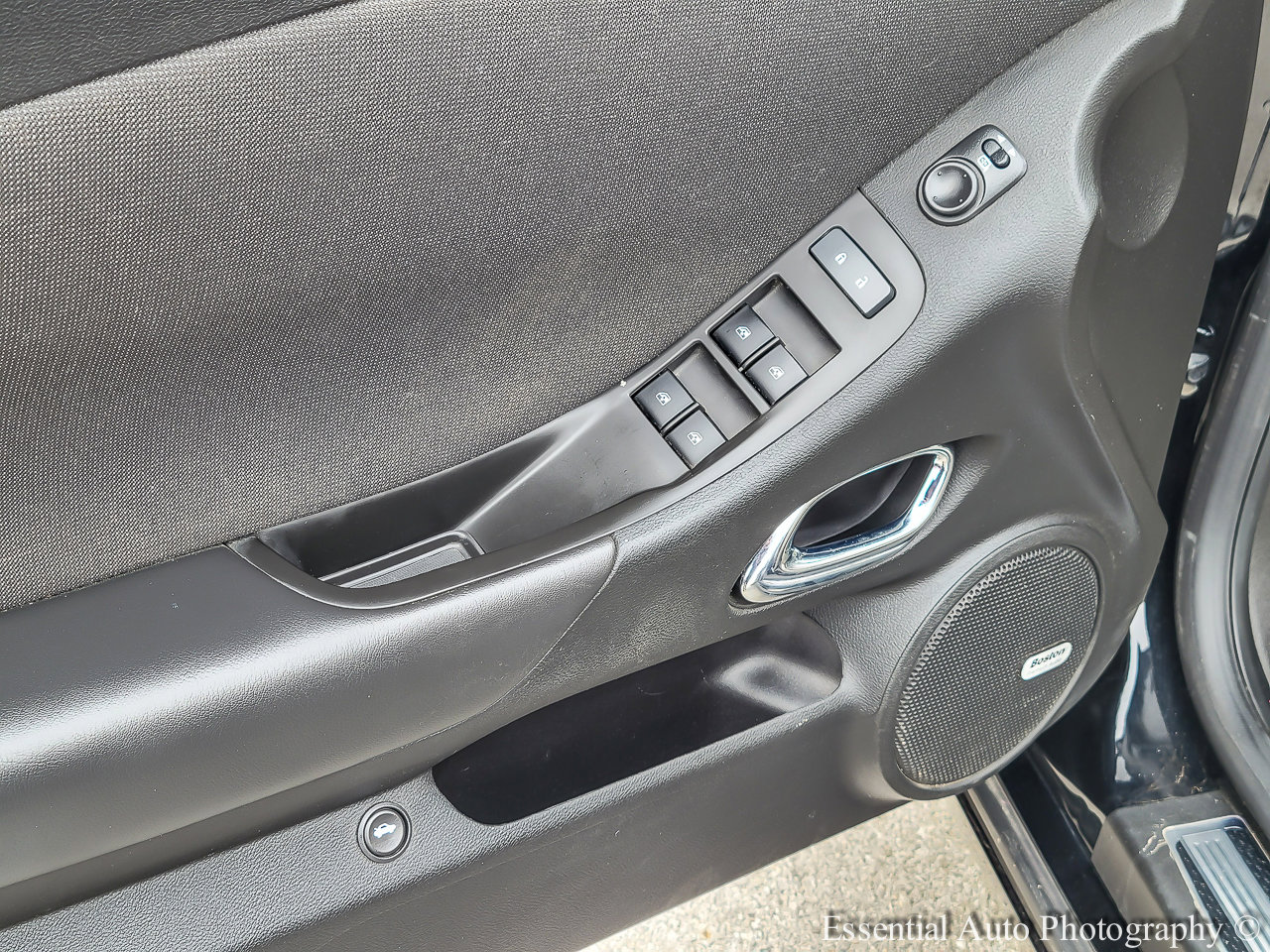 Used 2013 Chevrolet Camaro SS image 12