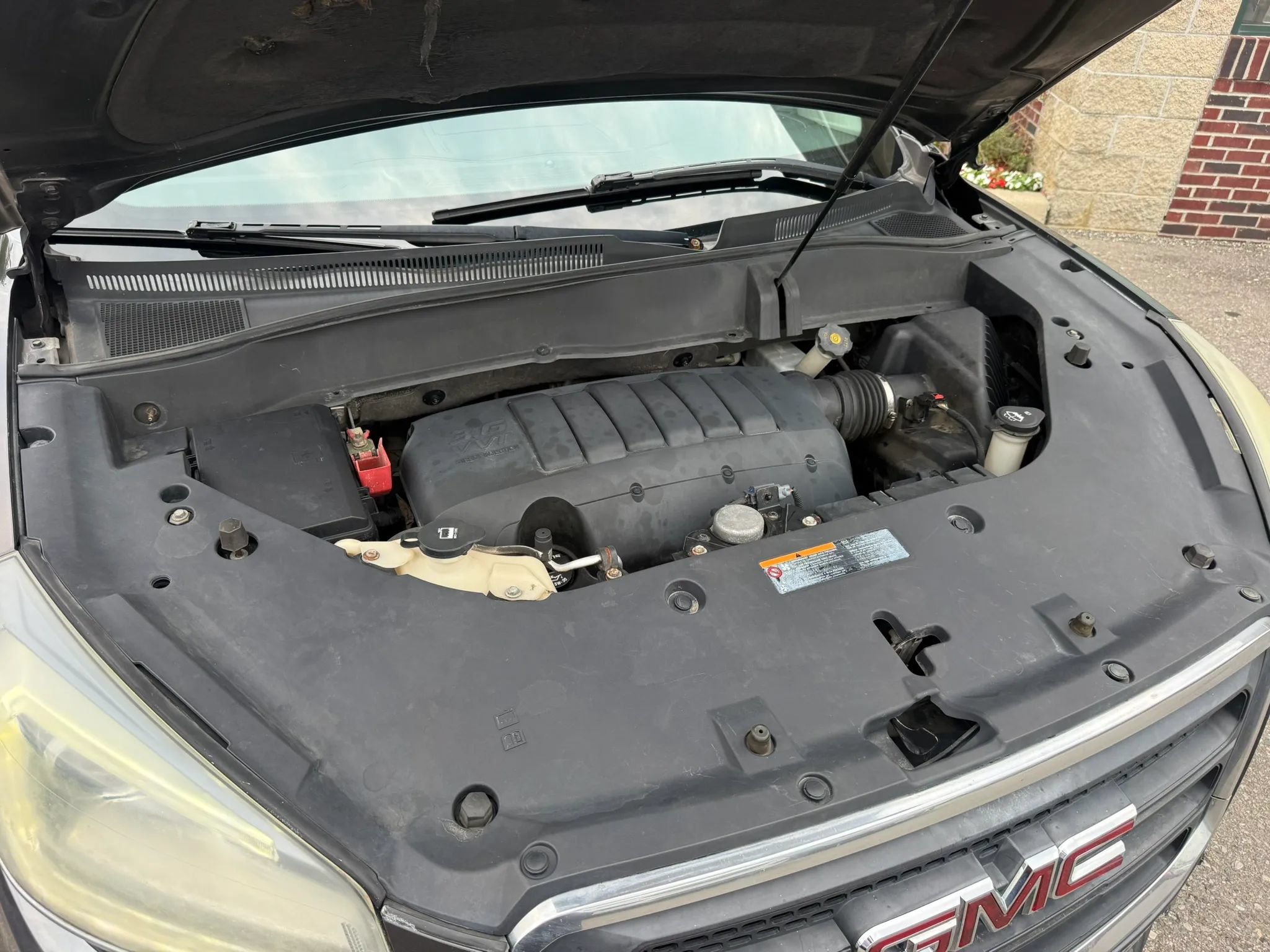 Used 2013 GMC Acadia SLE AWD/4WD image 34