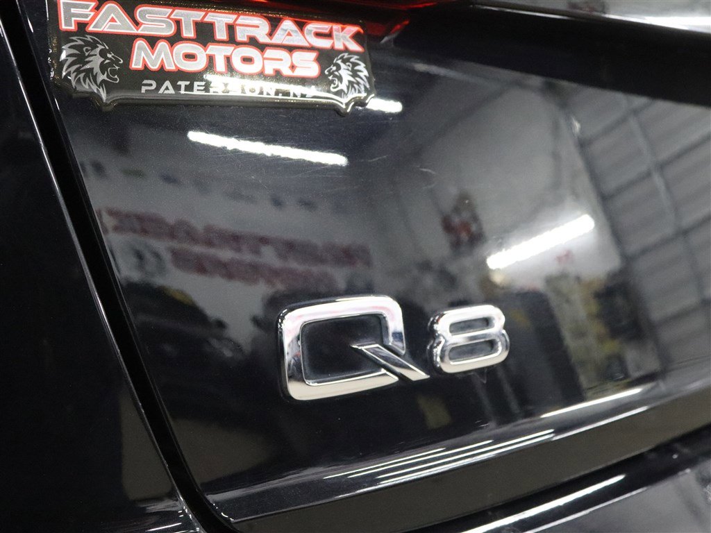 Used 2021 Audi Q8 Premium Plus w/ Premium Plus Package AWD/4WD image 7