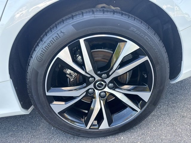 Certified 2024 Volvo S60 B5 Core image 11