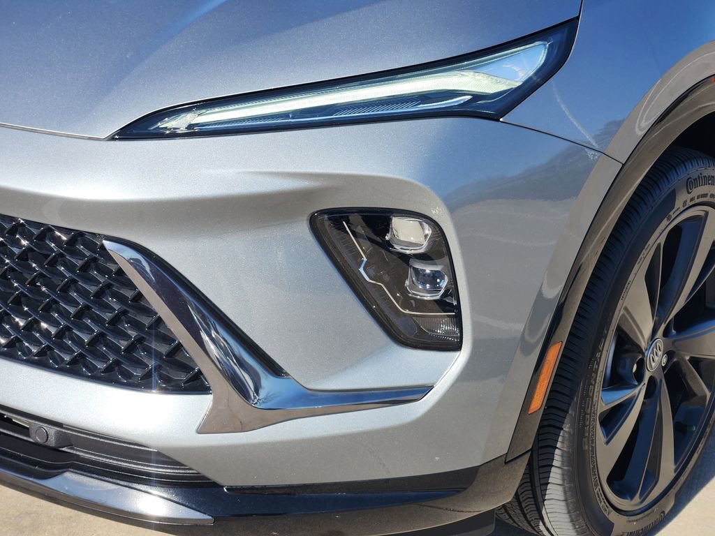 Used 2024 Buick Envision Sport Touring image 10