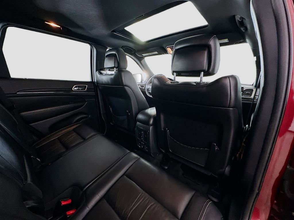 Used 2014 Jeep Grand Cherokee Limited w/ Trailer Tow Group IV image 29