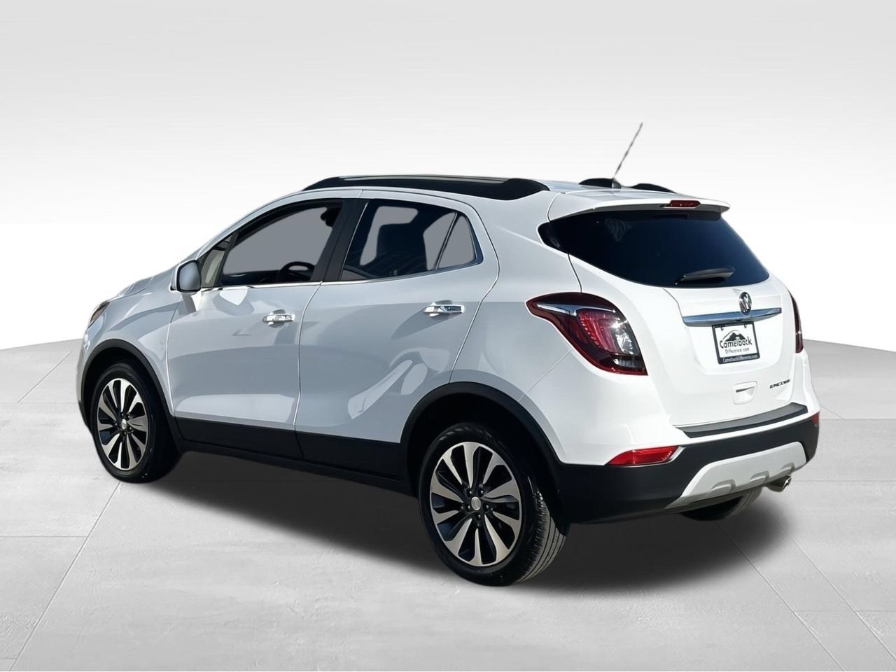 Used 2022 Buick Encore Preferred w/ Safety Package FWD image 4