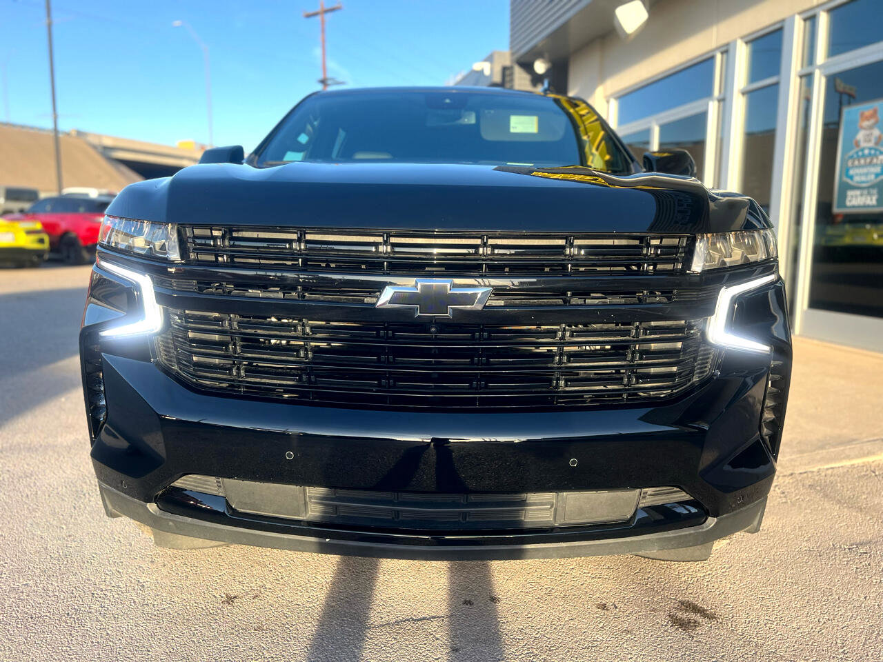 Used 2023 Chevrolet Suburban RST w/ Luxury Package image 3