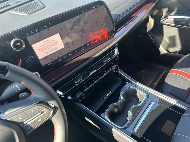 New 2026 Chevrolet Traverse RS w/ LPO, Floor Liner Package image 32