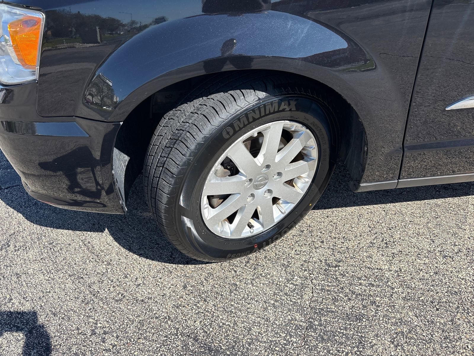 Used 2016 Chrysler Town & Country Touring FWD image 27