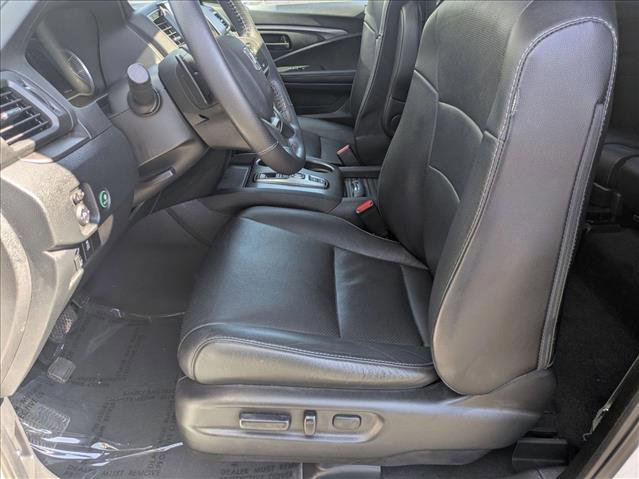 Used 2023 Honda Passport EX-L image 16