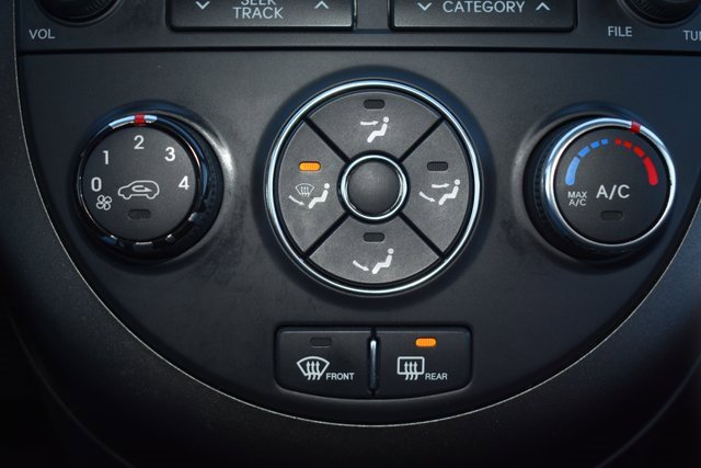 Used 2013 Kia Soul + w/ Audio Pkg image 22