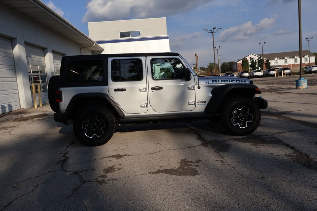 Used 2022 Jeep Wrangler Unlimited Rubicon 4xe w/ Cold Weather Group image 9