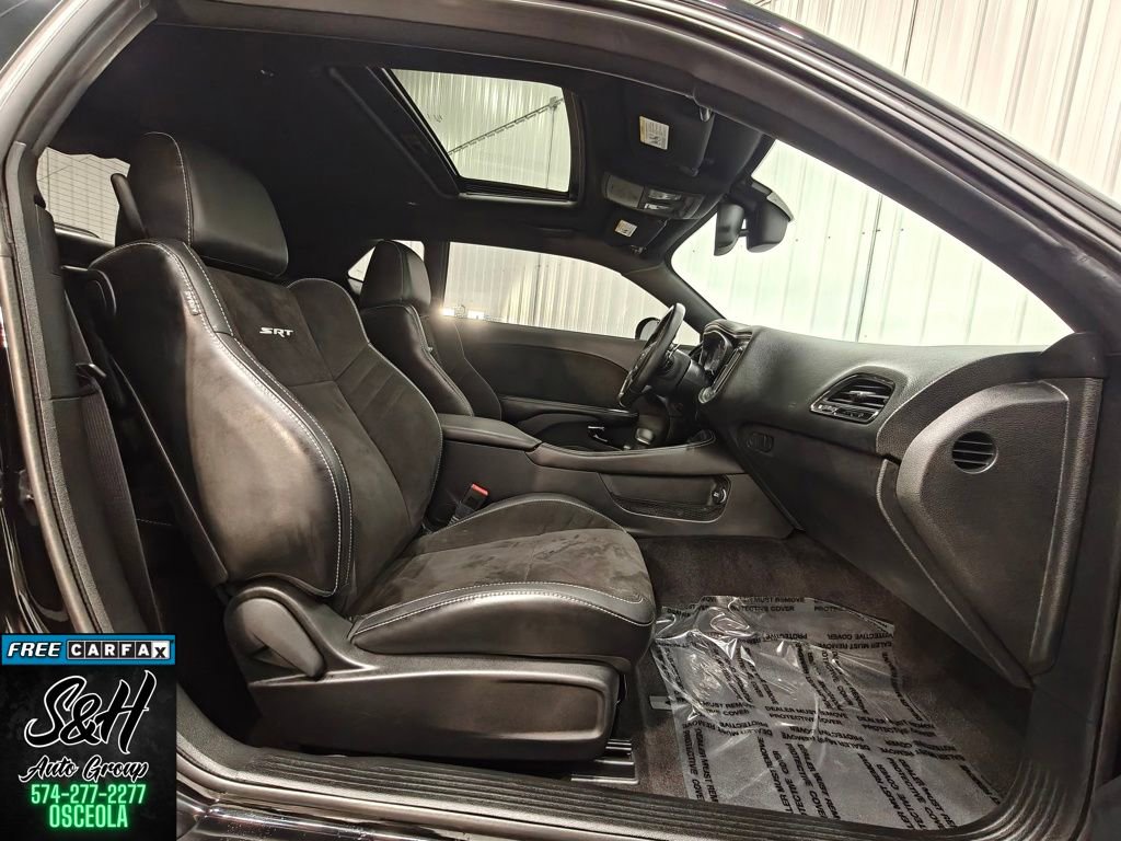 Used 2016 Dodge Challenger SRT Hellcat image 23