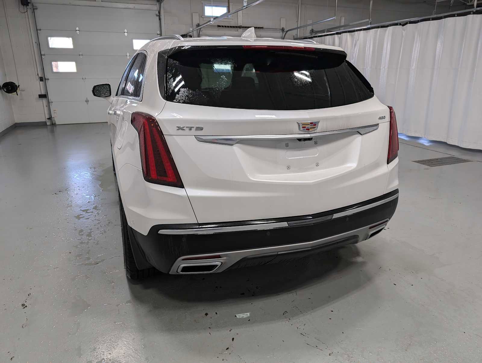 New 2025 Cadillac XT5 Premium Luxury w/ Technology Package FWD image 12