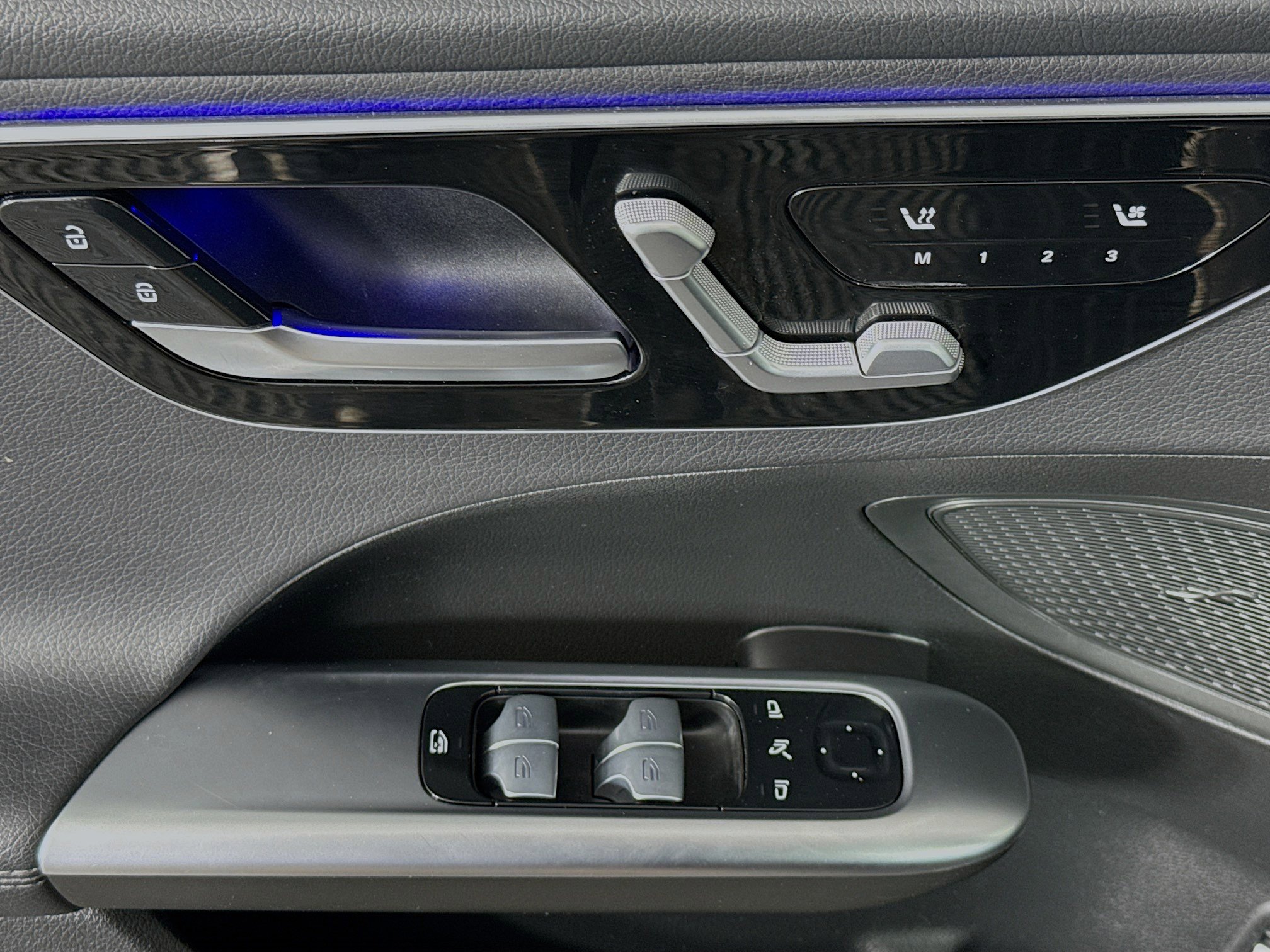 Used 2024 Mercedes-Benz C 300 Sedan image 22