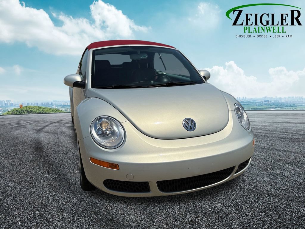 Used 2009 Volkswagen Beetle Blush FWD image 8