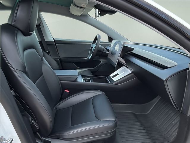 Used 2025 Tesla Model 3 image 14