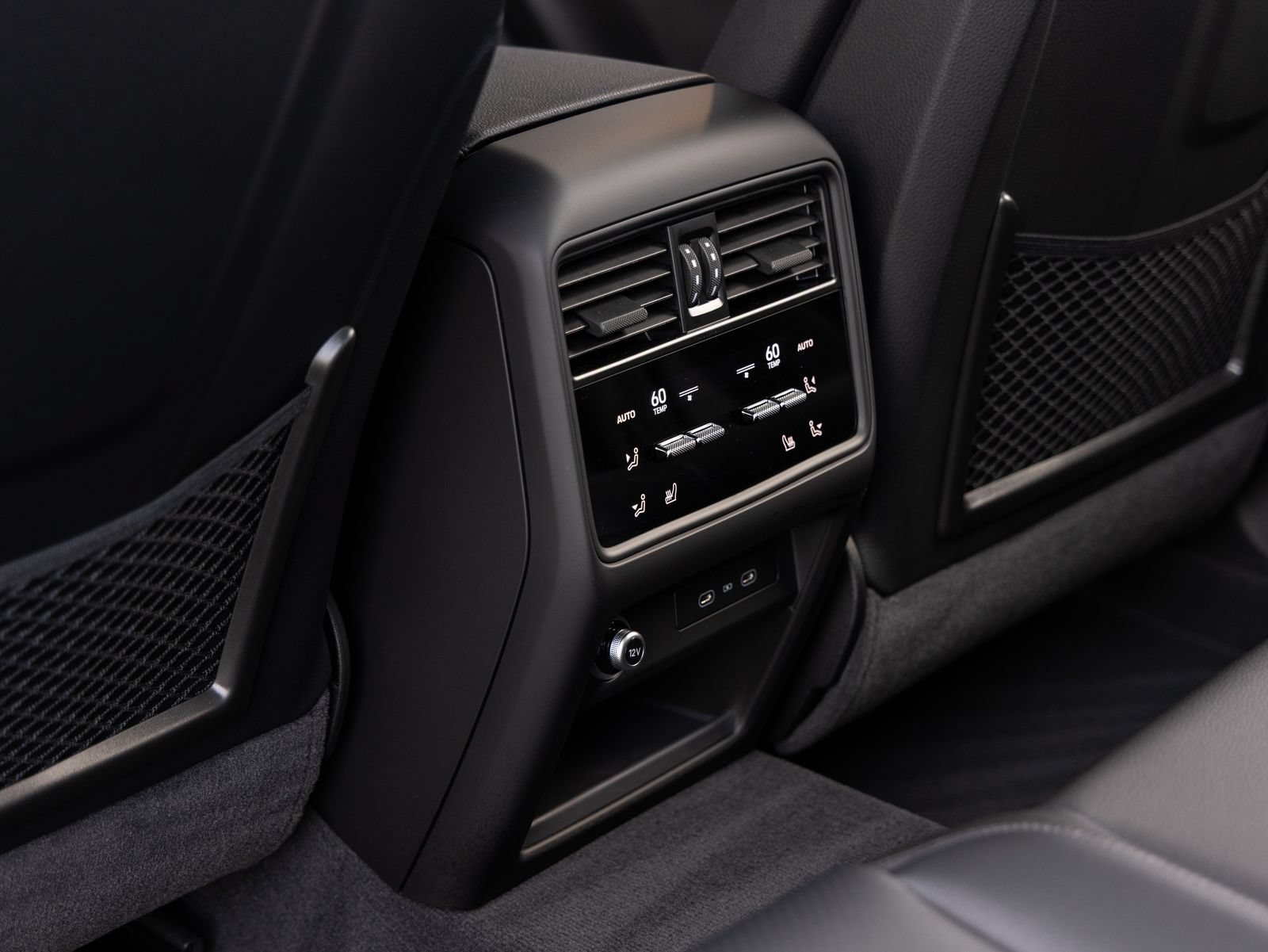 Certified 2026 Porsche Cayenne AWD/4WD image 27