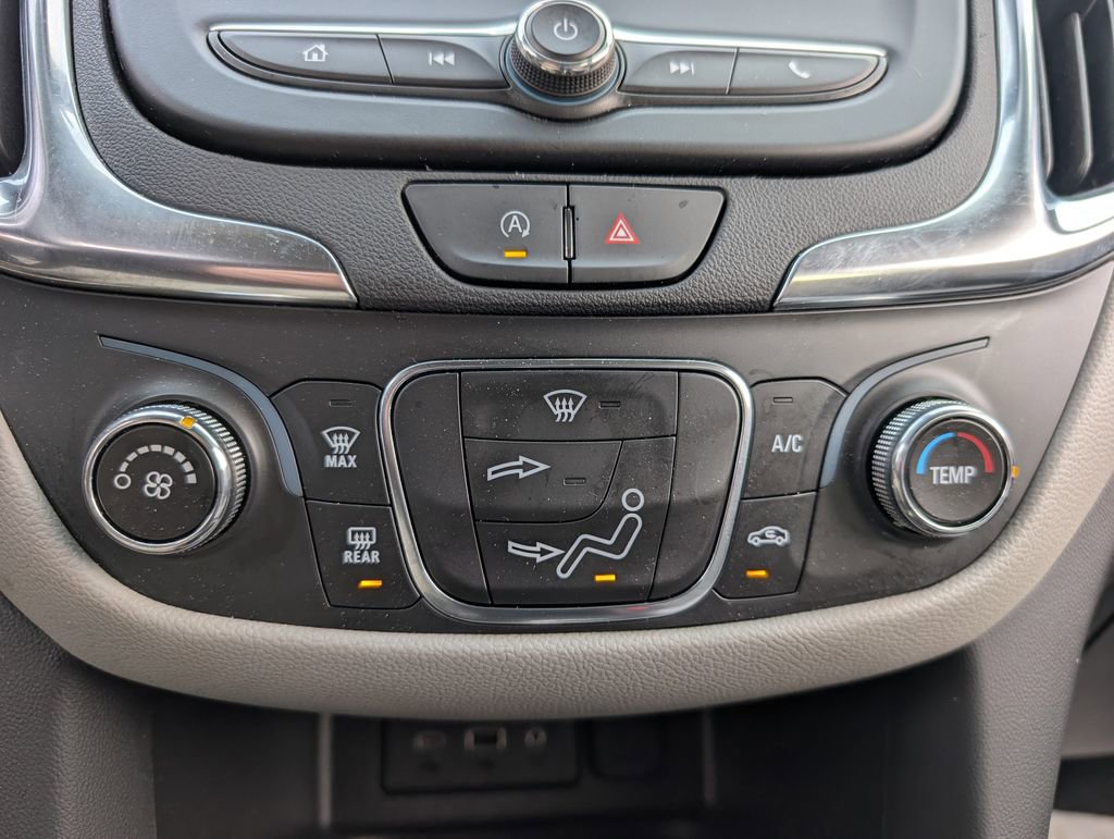 Used 2024 Chevrolet Equinox LS w/ LS Convenience Package image 25