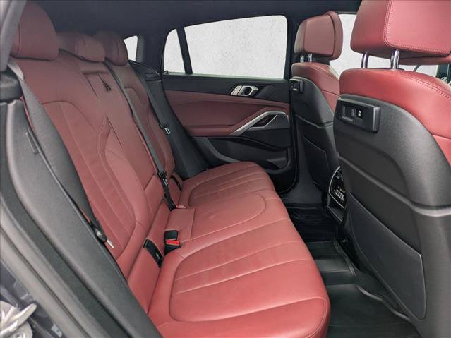 Used 2022 BMW X6 xDrive40i w/ M Sport Package AWD/4WD image 21