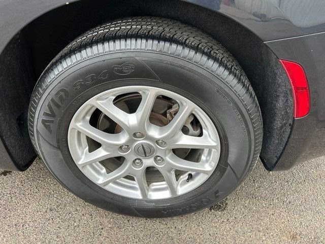 Used 2021 Chrysler Pacifica Touring-L FWD image 49