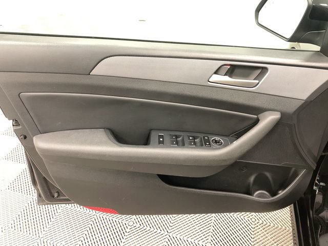 Used 2018 Hyundai Sonata SEL w/ Tech Package 02 FWD image 33