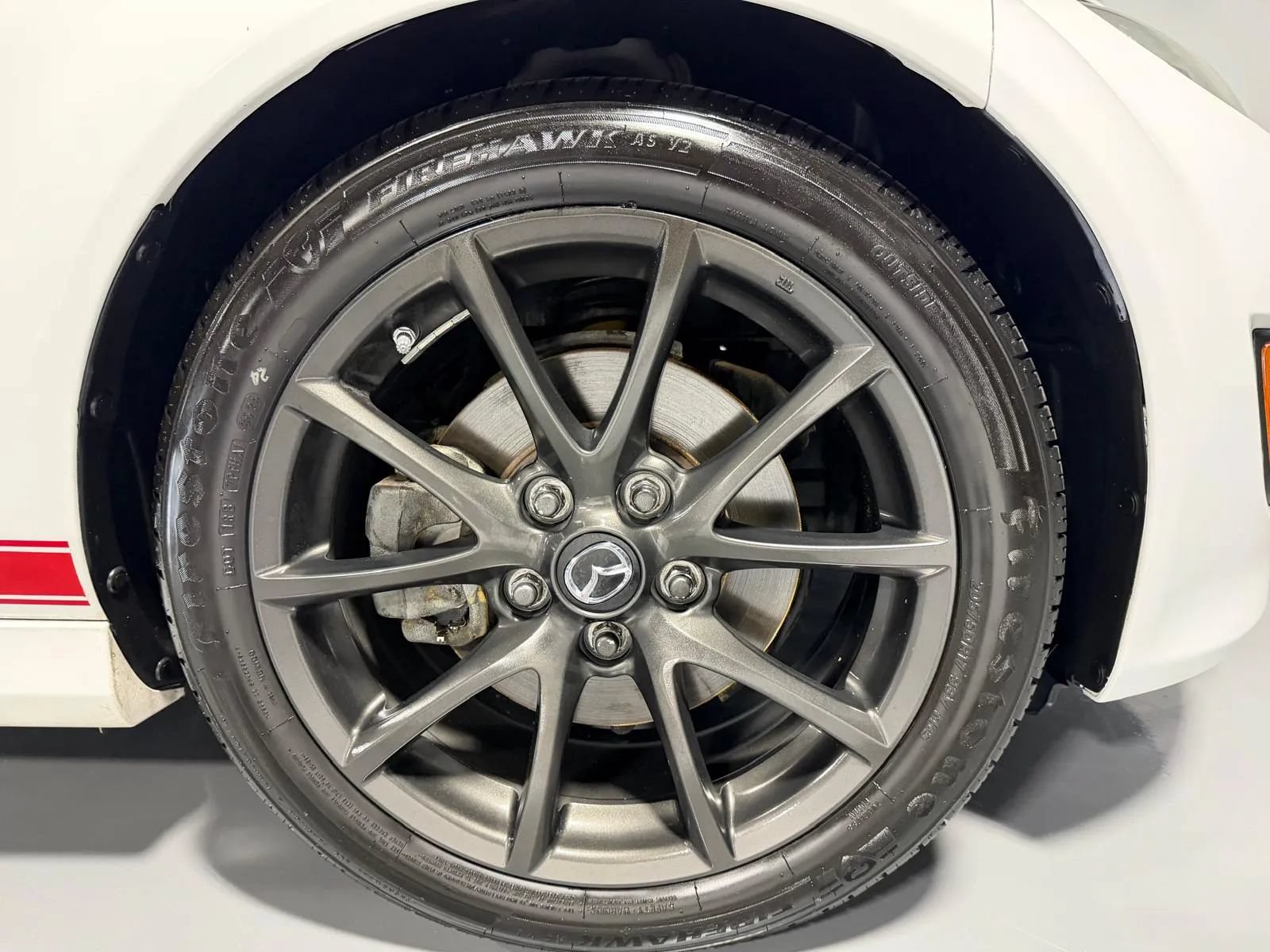 Used 2015 MAZDA MX-5 Miata Club RWD image 9