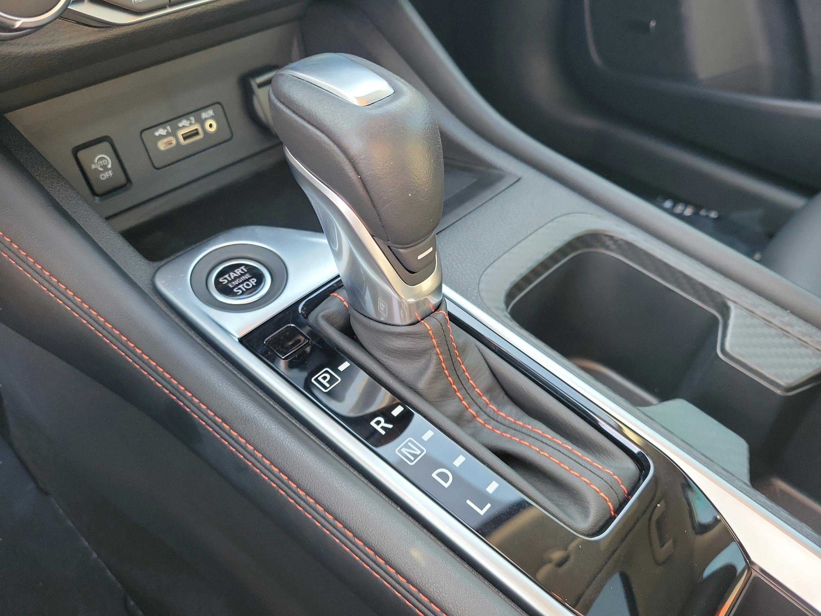 Used 2025 Nissan Sentra SR w/ SR Premium Package image 28