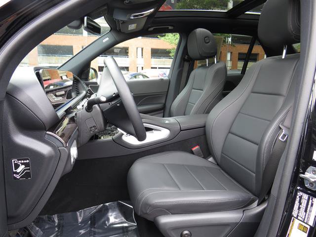 Used 2025 Mercedes-Benz GLE 450e 4MATIC w/ Driver Assistance Package image 21