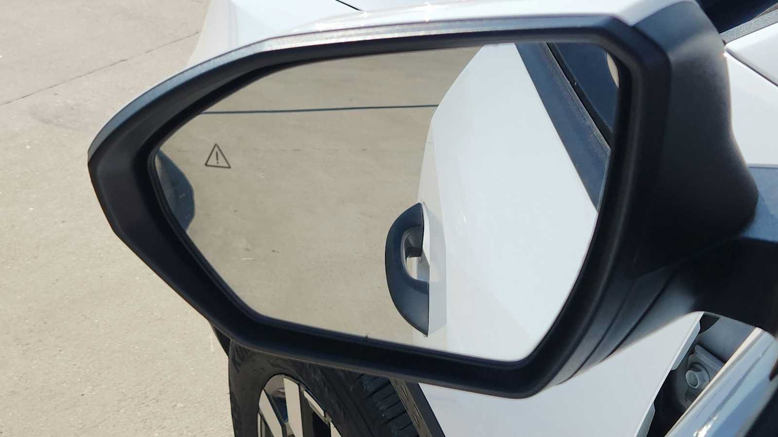 Used 2025 Hyundai Santa Cruz SE FWD image 29