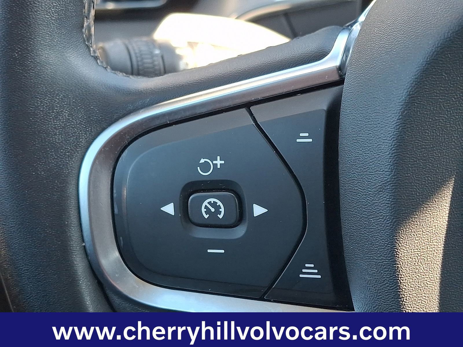 Certified 2023 Volvo XC60 B5 Core image 22