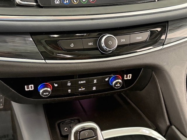 Used 2020 Buick Enclave Essence w/ Sound and Sites Package image 14