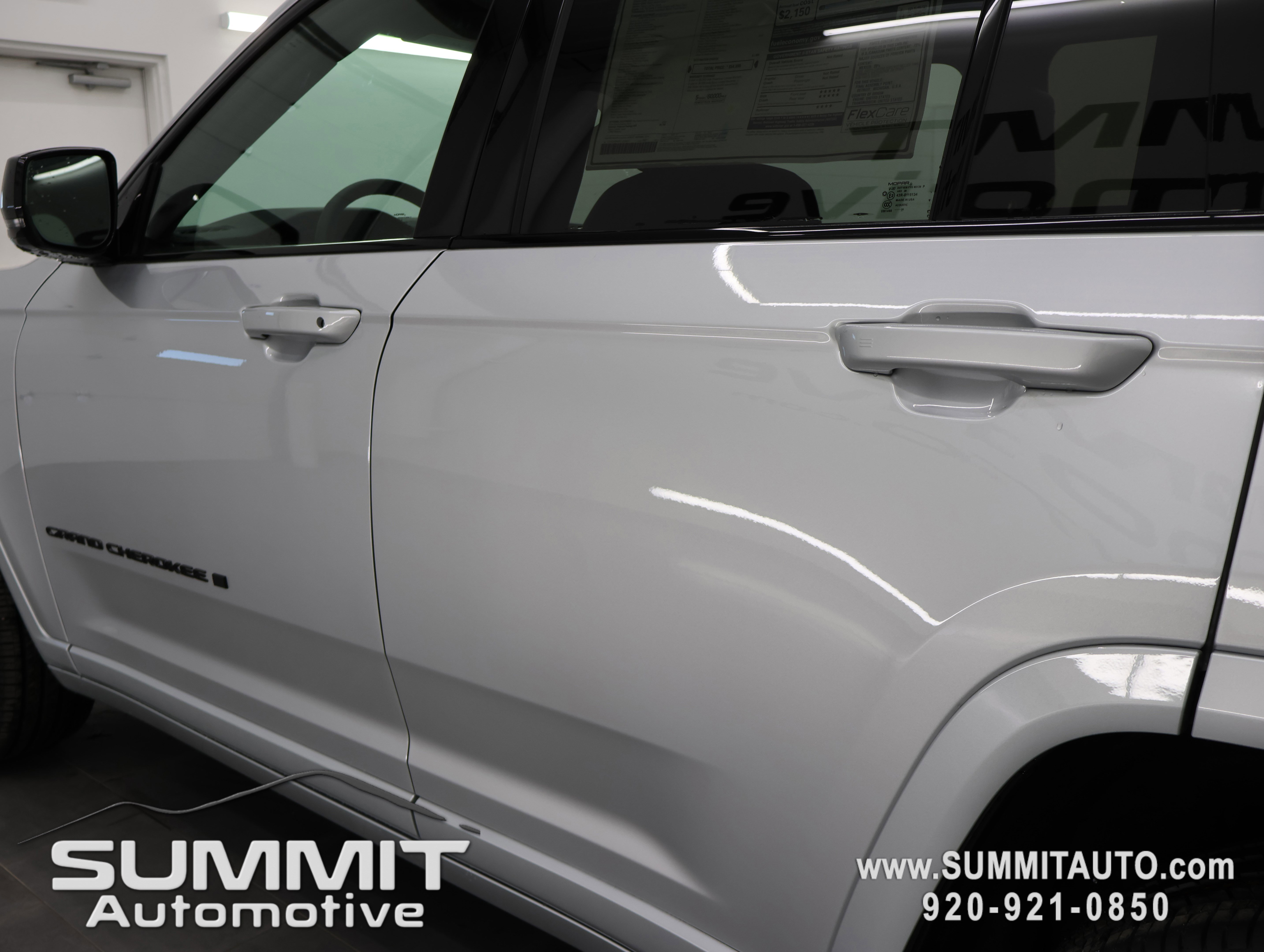 New 2026 Jeep Grand Cherokee Limited Reserve image 37