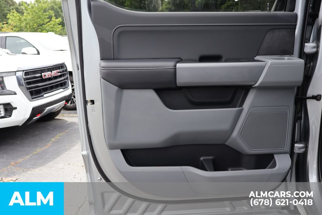 Used 2025 Ford F150 XLT w/ Equipment Group 301A Standard AWD/4WD image 18