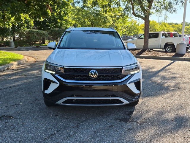 Used 2023 Volkswagen Taos SE AWD/4WD image 8