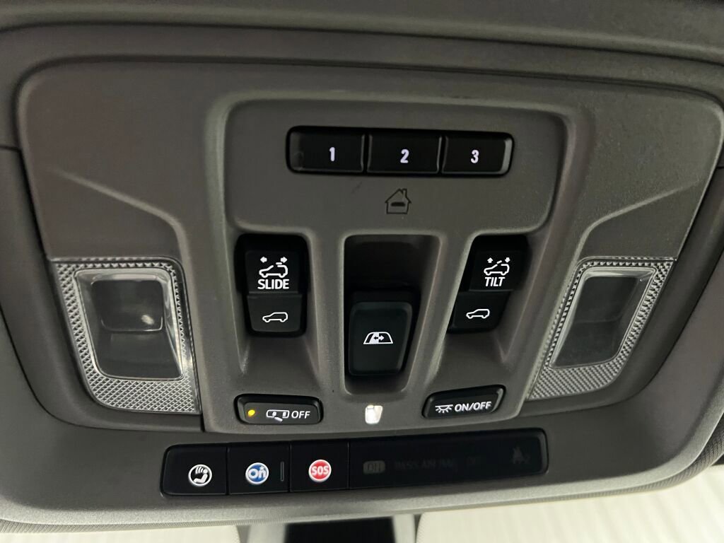 Used 2020 Chevrolet Silverado 1500 LT Trail Boss image 16