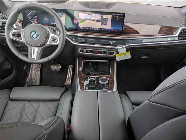 Certified 2026 BMW X5 xDrive50e w/ M Sport Package AWD/4WD image 16