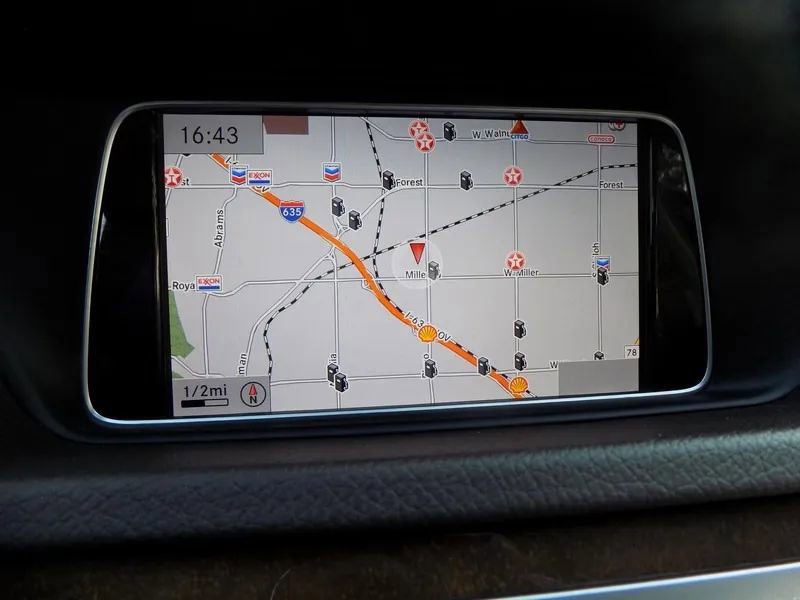 Used 2014 Mercedes-Benz E 350 Sedan image 31