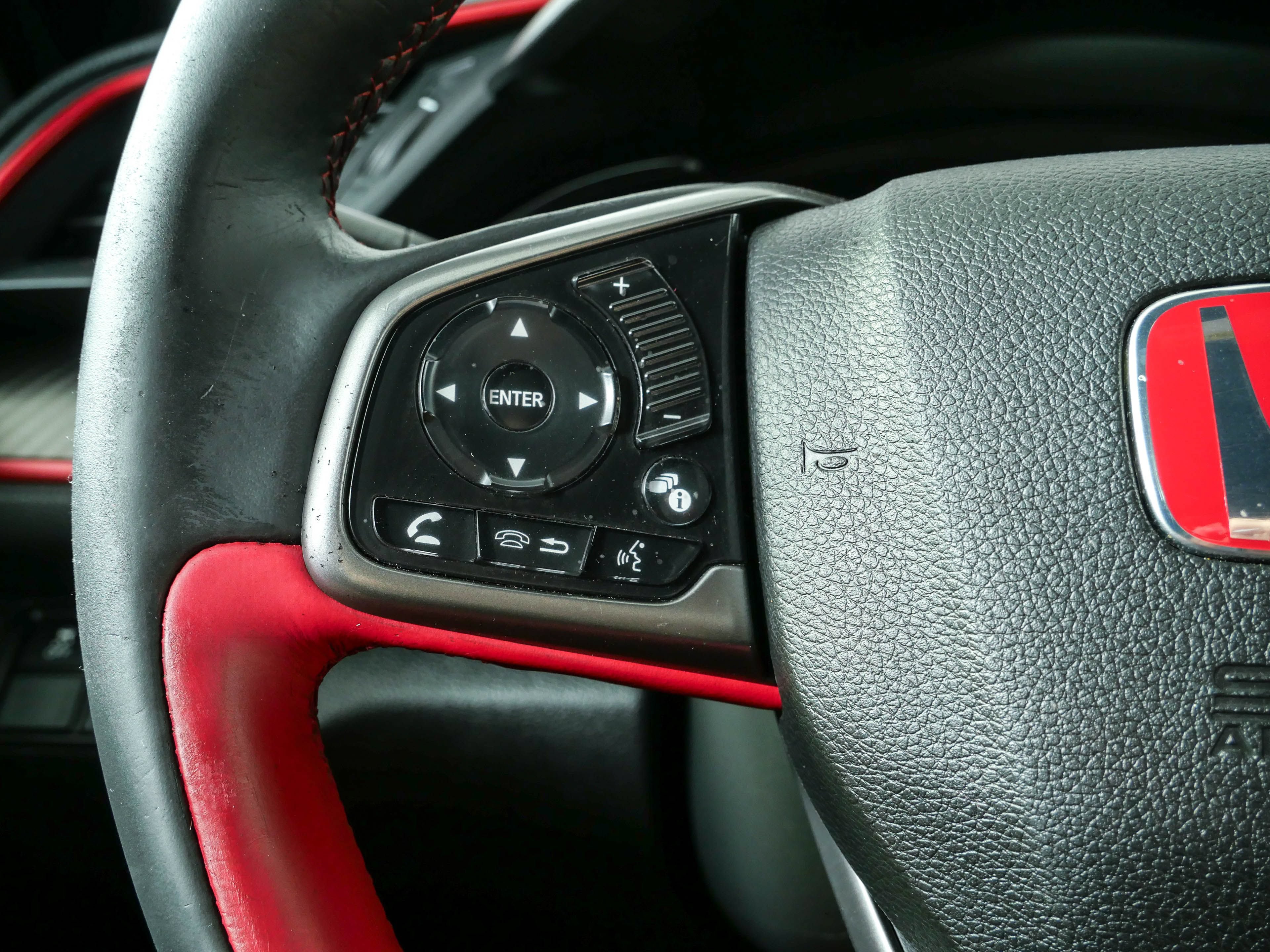 Used 2017 Honda Civic Type R image 10