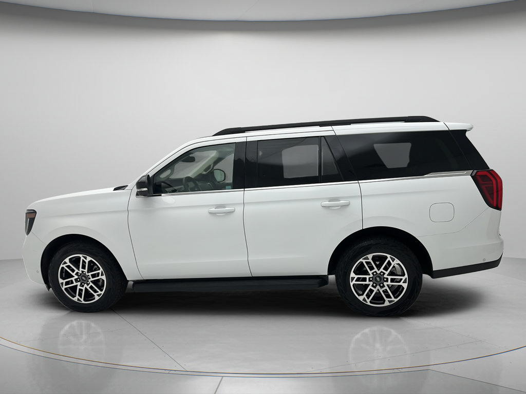 Used 2025 Ford Expedition Active AWD/4WD image 7