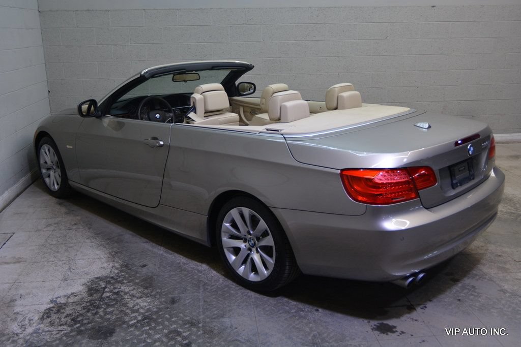 Used 2011 BMW 328i Convertible RWD image 31