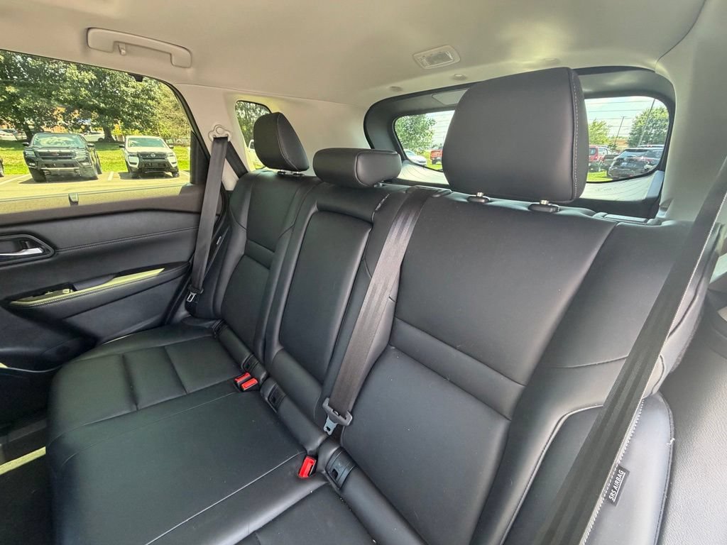 Certified 2023 Nissan Rogue SV w/ SV Premium B Package AWD/4WD image 8