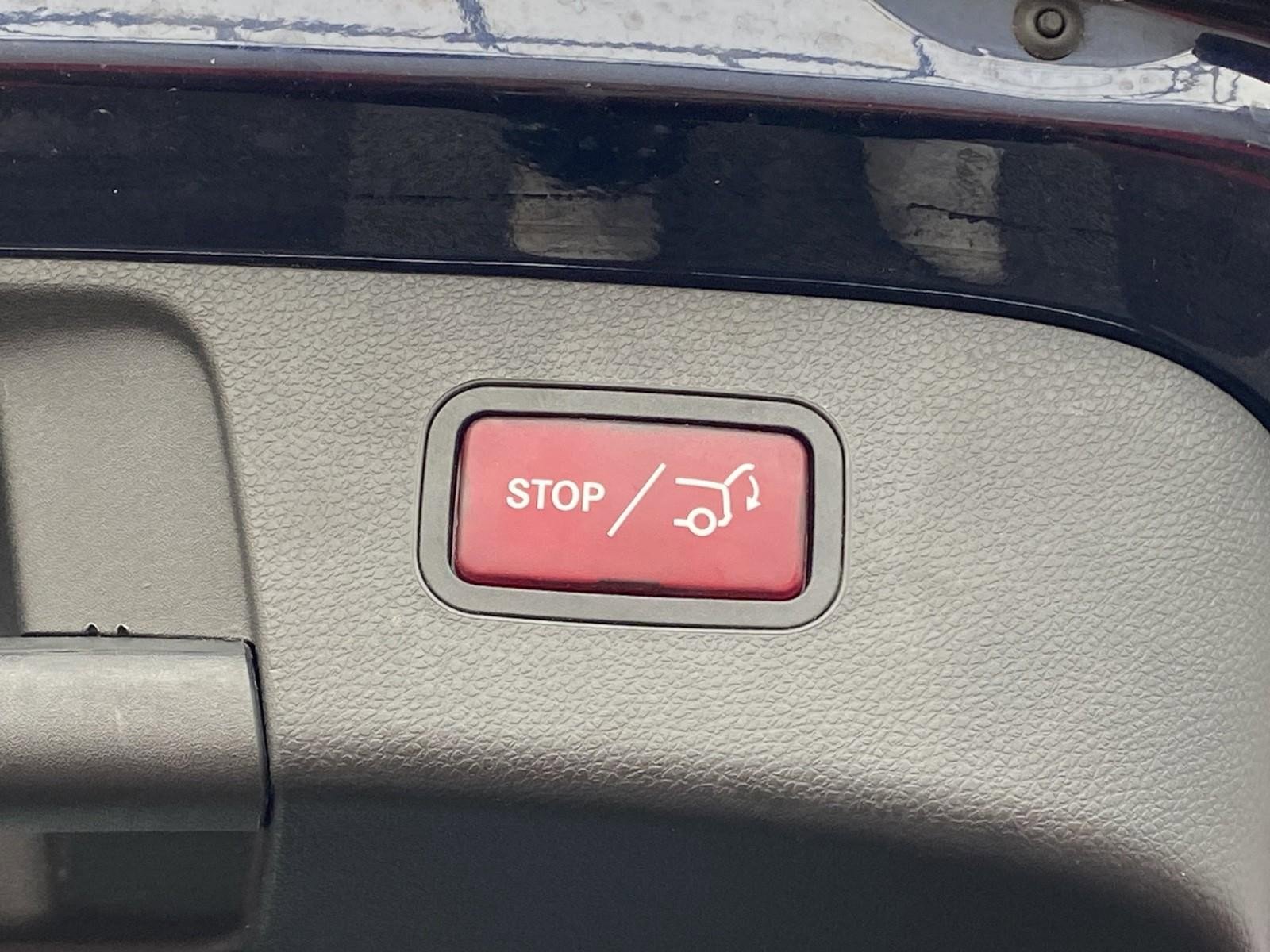 Used 2018 Mercedes-Benz GLA 250 4MATIC image 16