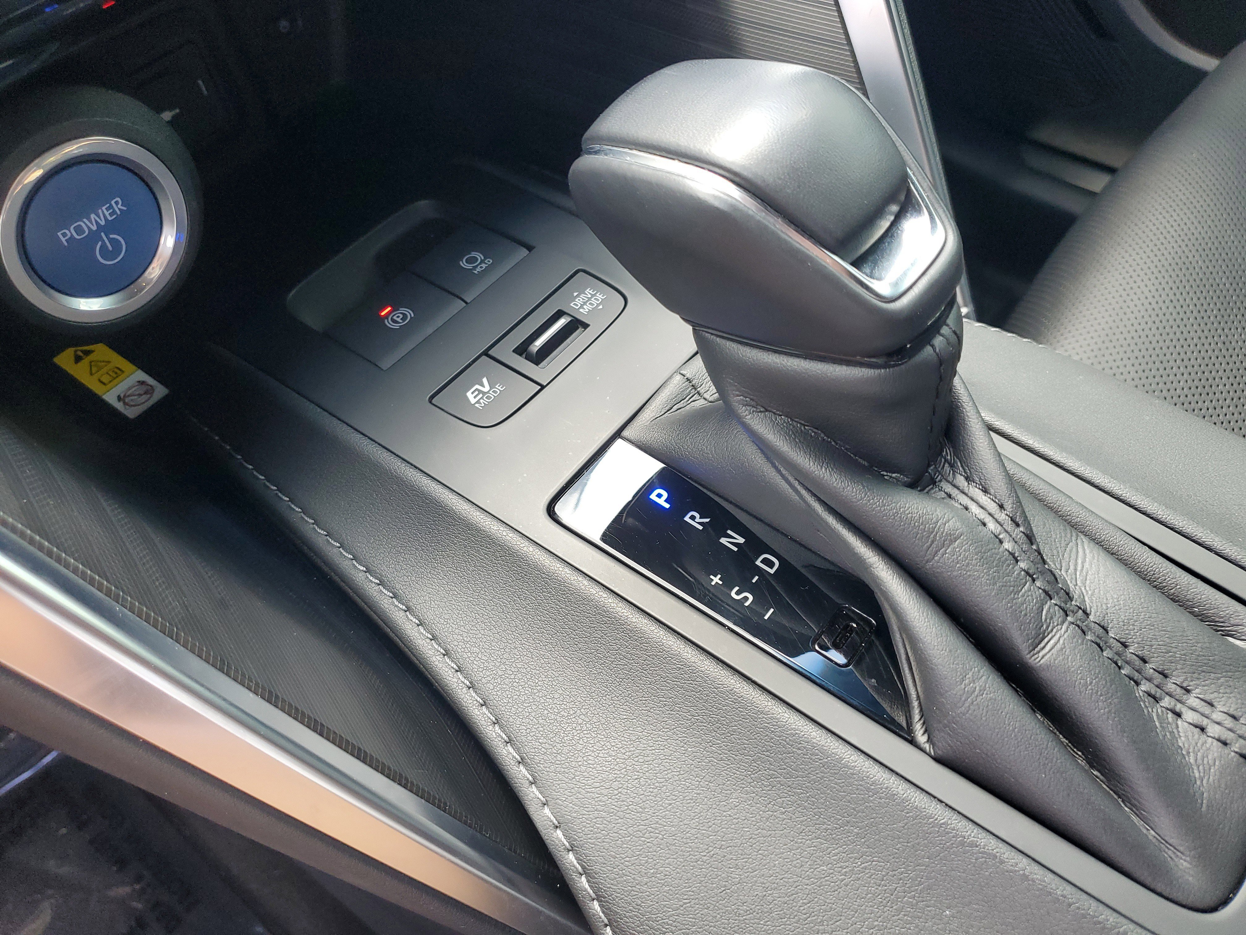 Certified 2021 Toyota Venza Limited w/ Advanced Technology Package image 28