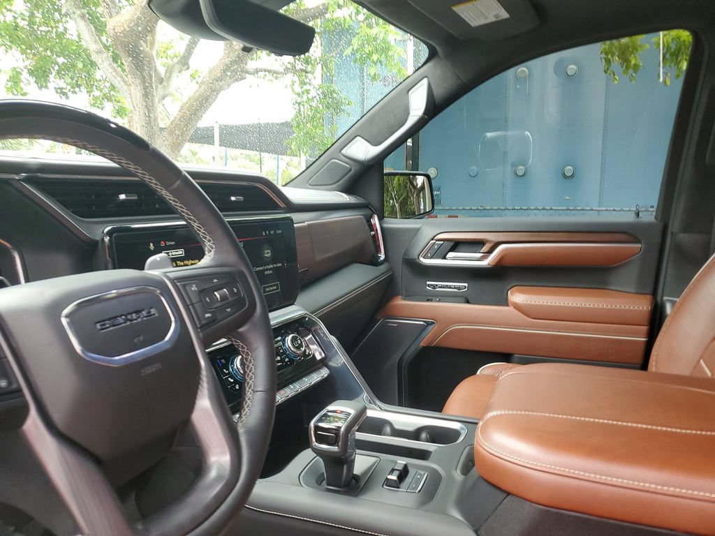 Certified 2025 GMC Sierra 1500 Denali Ultimate AWD/4WD image 23