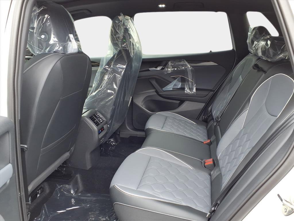 New 2026 Volkswagen Tiguan SEL R-Line image 12